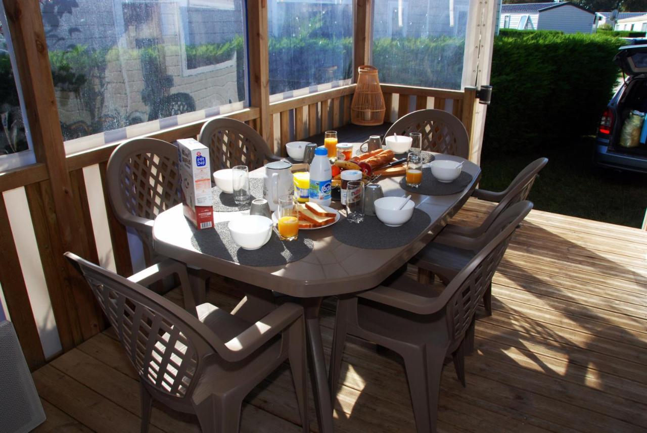 Mobilhome 2Ch Climatise-Terrasse Fermee-4 Velos-Camping 4 Etoiles Les Charmettes Ле-Мат Экстерьер фото