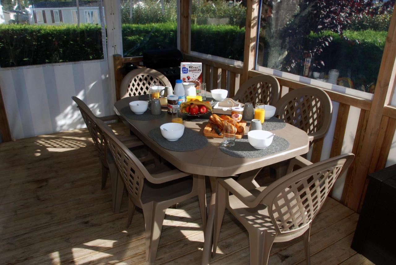 Mobilhome 2Ch Climatise-Terrasse Fermee-4 Velos-Camping 4 Etoiles Les Charmettes Ле-Мат Экстерьер фото
