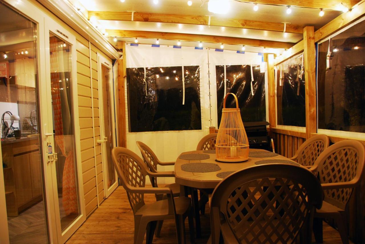 Mobilhome 2Ch Climatise-Terrasse Fermee-4 Velos-Camping 4 Etoiles Les Charmettes Ле-Мат Экстерьер фото